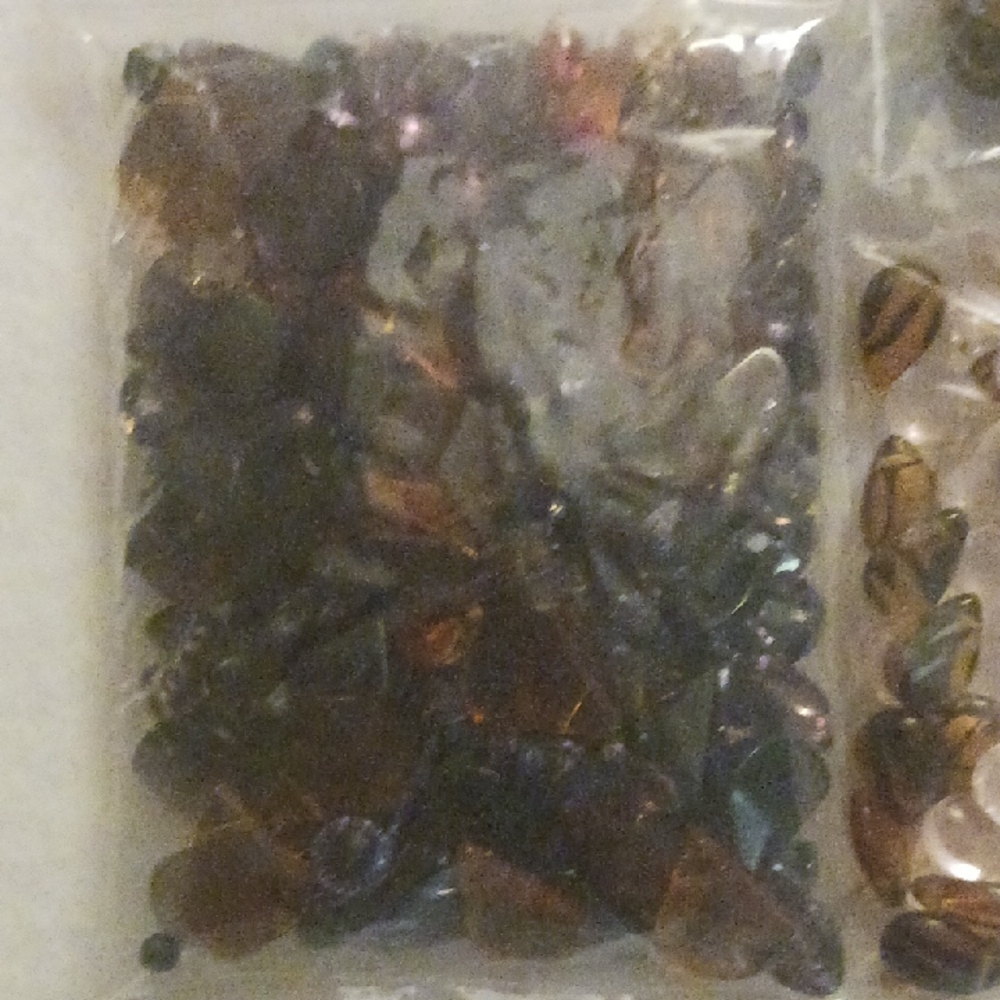 Assorted Bead Collection - Picture 4 of 6